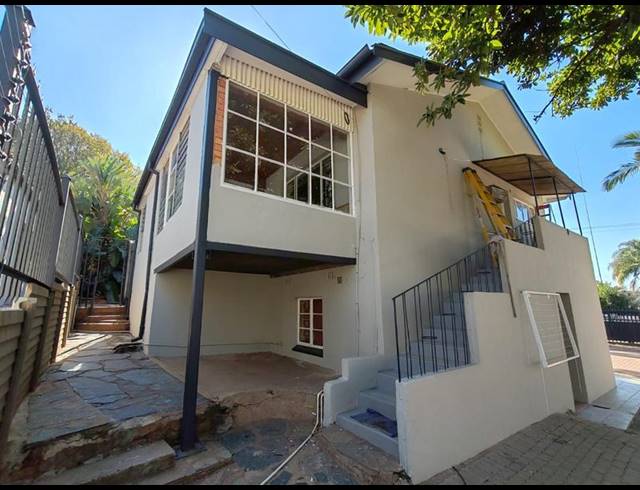 3 BEDROOM HOUSE FOR SALE IN MOUNTAIN VIEW